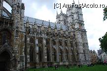 [P04] vedere laterala ,westminster abbey,londra » foto by mariana
 - 
<span class="allrVoted glyphicon glyphicon-heart hidden" id="av106206"></span>
<a class="m-l-10 hidden" id="sv106206" onclick="voting_Foto_DelVot(,106206,23141)" role="button">șterge vot <span class="glyphicon glyphicon-remove"></span></a>
<a id="v9106206" class=" c-red"  onclick="voting_Foto_SetVot(106206)" role="button"><span class="glyphicon glyphicon-heart-empty"></span> <b>LIKE</b> = Votează poza</a> <img class="hidden"  id="f106206W9" src="/imagini/loader.gif" border="0" /><span class="AjErrMes hidden" id="e106206ErM"></span>