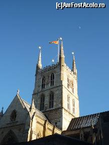 [P27] Londra, Southwark cathedral. » foto by Dragoș_MD
 - 
<span class="allrVoted glyphicon glyphicon-heart hidden" id="av223885"></span>
<a class="m-l-10 hidden" id="sv223885" onclick="voting_Foto_DelVot(,223885,23141)" role="button">șterge vot <span class="glyphicon glyphicon-remove"></span></a>
<a id="v9223885" class=" c-red"  onclick="voting_Foto_SetVot(223885)" role="button"><span class="glyphicon glyphicon-heart-empty"></span> <b>LIKE</b> = Votează poza</a> <img class="hidden"  id="f223885W9" src="/imagini/loader.gif" border="0" /><span class="AjErrMes hidden" id="e223885ErM"></span>