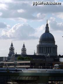 [P06] Londra, St. Paul's Cathedral » foto by Dragoș_MD
 - 
<span class="allrVoted glyphicon glyphicon-heart hidden" id="av223864"></span>
<a class="m-l-10 hidden" id="sv223864" onclick="voting_Foto_DelVot(,223864,23141)" role="button">șterge vot <span class="glyphicon glyphicon-remove"></span></a>
<a id="v9223864" class=" c-red"  onclick="voting_Foto_SetVot(223864)" role="button"><span class="glyphicon glyphicon-heart-empty"></span> <b>LIKE</b> = Votează poza</a> <img class="hidden"  id="f223864W9" src="/imagini/loader.gif" border="0" /><span class="AjErrMes hidden" id="e223864ErM"></span>