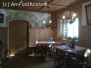 [P21] Restaurant Kaisermann - Si unde nu sunt poze, peretii sunt pictati » foto by mishu
 - 
<span class="allrVoted glyphicon glyphicon-heart hidden" id="av985193"></span>
<a class="m-l-10 hidden" id="sv985193" onclick="voting_Foto_DelVot(,985193,23171)" role="button">șterge vot <span class="glyphicon glyphicon-remove"></span></a>
<a id="v9985193" class=" c-red"  onclick="voting_Foto_SetVot(985193)" role="button"><span class="glyphicon glyphicon-heart-empty"></span> <b>LIKE</b> = Votează poza</a> <img class="hidden"  id="f985193W9" src="/imagini/loader.gif" border="0" /><span class="AjErrMes hidden" id="e985193ErM"></span>