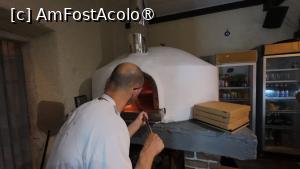 [P48] Midnight pizza - cuptorul » foto by Dragoș_MD
 - 
<span class="allrVoted glyphicon glyphicon-heart hidden" id="av1508137"></span>
<a class="m-l-10 hidden" id="sv1508137" onclick="voting_Foto_DelVot(,1508137,23185)" role="button">șterge vot <span class="glyphicon glyphicon-remove"></span></a>
<a id="v91508137" class=" c-red"  onclick="voting_Foto_SetVot(1508137)" role="button"><span class="glyphicon glyphicon-heart-empty"></span> <b>LIKE</b> = Votează poza</a> <img class="hidden"  id="f1508137W9" src="/imagini/loader.gif" border="0" /><span class="AjErrMes hidden" id="e1508137ErM"></span>