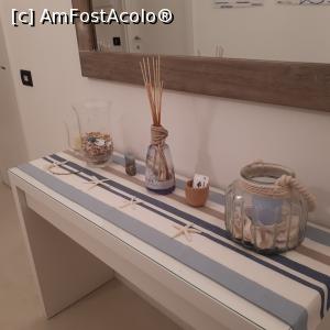 [P01] decoratiuni + odorizante marine pe hol » foto by Chloe
 - 
<span class="allrVoted glyphicon glyphicon-heart hidden" id="av937835"></span>
<a class="m-l-10 hidden" id="sv937835" onclick="voting_Foto_DelVot(,937835,23328)" role="button">șterge vot <span class="glyphicon glyphicon-remove"></span></a>
<a id="v9937835" class=" c-red"  onclick="voting_Foto_SetVot(937835)" role="button"><span class="glyphicon glyphicon-heart-empty"></span> <b>LIKE</b> = Votează poza</a> <img class="hidden"  id="f937835W9" src="/imagini/loader.gif" border="0" /><span class="AjErrMes hidden" id="e937835ErM"></span>