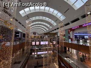 [P52] Dubai Mall » foto by AZE
 - 
<span class="allrVoted glyphicon glyphicon-heart hidden" id="av1482170"></span>
<a class="m-l-10 hidden" id="sv1482170" onclick="voting_Foto_DelVot(,1482170,23380)" role="button">șterge vot <span class="glyphicon glyphicon-remove"></span></a>
<a id="v91482170" class=" c-red"  onclick="voting_Foto_SetVot(1482170)" role="button"><span class="glyphicon glyphicon-heart-empty"></span> <b>LIKE</b> = Votează poza</a> <img class="hidden"  id="f1482170W9" src="/imagini/loader.gif" border="0" /><span class="AjErrMes hidden" id="e1482170ErM"></span>