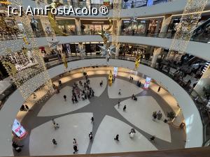 [P57] Dubai Mall » foto by AZE
 - 
<span class="allrVoted glyphicon glyphicon-heart hidden" id="av1482175"></span>
<a class="m-l-10 hidden" id="sv1482175" onclick="voting_Foto_DelVot(,1482175,23380)" role="button">șterge vot <span class="glyphicon glyphicon-remove"></span></a>
<a id="v91482175" class=" c-red"  onclick="voting_Foto_SetVot(1482175)" role="button"><span class="glyphicon glyphicon-heart-empty"></span> <b>LIKE</b> = Votează poza</a> <img class="hidden"  id="f1482175W9" src="/imagini/loader.gif" border="0" /><span class="AjErrMes hidden" id="e1482175ErM"></span>