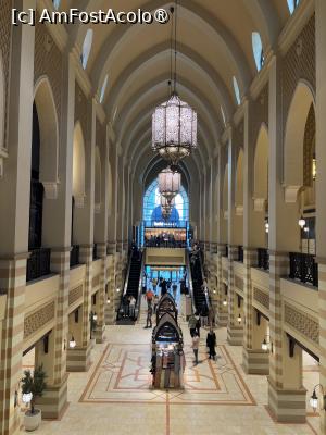 [P68] Dubai Mall » foto by AZE
 - 
<span class="allrVoted glyphicon glyphicon-heart hidden" id="av1482186"></span>
<a class="m-l-10 hidden" id="sv1482186" onclick="voting_Foto_DelVot(,1482186,23380)" role="button">șterge vot <span class="glyphicon glyphicon-remove"></span></a>
<a id="v91482186" class=" c-red"  onclick="voting_Foto_SetVot(1482186)" role="button"><span class="glyphicon glyphicon-heart-empty"></span> <b>LIKE</b> = Votează poza</a> <img class="hidden"  id="f1482186W9" src="/imagini/loader.gif" border="0" /><span class="AjErrMes hidden" id="e1482186ErM"></span>