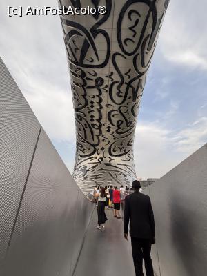 [P09] Museum of the Future Dubai,pe terasa muzeului » foto by AZE
 - 
<span class="allrVoted glyphicon glyphicon-heart hidden" id="av1486826"></span>
<a class="m-l-10 hidden" id="sv1486826" onclick="voting_Foto_DelVot(,1486826,23380)" role="button">șterge vot <span class="glyphicon glyphicon-remove"></span></a>
<a id="v91486826" class=" c-red"  onclick="voting_Foto_SetVot(1486826)" role="button"><span class="glyphicon glyphicon-heart-empty"></span> <b>LIKE</b> = Votează poza</a> <img class="hidden"  id="f1486826W9" src="/imagini/loader.gif" border="0" /><span class="AjErrMes hidden" id="e1486826ErM"></span>