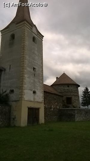 P19 [JUL-2016] turnul castelului vazut din exterior