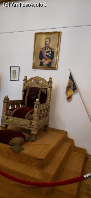 [P24] 24.  Tot aici se află atât  tronul regal, .... » foto by msnd
 - 
<span class="allrVoted glyphicon glyphicon-heart hidden" id="av1508922"></span>
<a class="m-l-10 hidden" id="sv1508922" onclick="voting_Foto_DelVot(,1508922,23475)" role="button">șterge vot <span class="glyphicon glyphicon-remove"></span></a>
<a id="v91508922" class=" c-red"  onclick="voting_Foto_SetVot(1508922)" role="button"><span class="glyphicon glyphicon-heart-empty"></span> <b>LIKE</b> = Votează poza</a> <img class="hidden"  id="f1508922W9" src="/imagini/loader.gif" border="0" /><span class="AjErrMes hidden" id="e1508922ErM"></span>