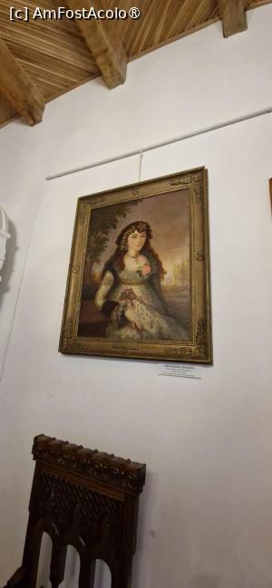 [P36] 36. Pe peretele alăturat este și tabloul Zincăi Golescu, soția lui Dinicu. » foto by msnd
 - 
<span class="allrVoted glyphicon glyphicon-heart hidden" id="av1508934"></span>
<a class="m-l-10 hidden" id="sv1508934" onclick="voting_Foto_DelVot(,1508934,23475)" role="button">șterge vot <span class="glyphicon glyphicon-remove"></span></a>
<a id="v91508934" class=" c-red"  onclick="voting_Foto_SetVot(1508934)" role="button"><span class="glyphicon glyphicon-heart-empty"></span> <b>LIKE</b> = Votează poza</a> <img class="hidden"  id="f1508934W9" src="/imagini/loader.gif" border="0" /><span class="AjErrMes hidden" id="e1508934ErM"></span>