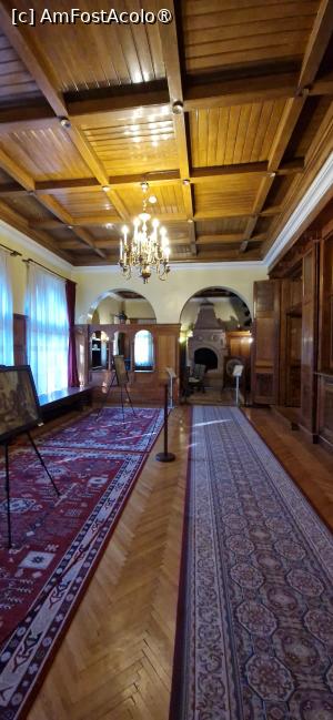 [P04] 4. Salonul de primire, la parter, ce duce spre celelalte încăperi.  » foto by doinafil
 - 
<span class="allrVoted glyphicon glyphicon-heart hidden" id="av1504242"></span>
<a class="m-l-10 hidden" id="sv1504242" onclick="voting_Foto_DelVot(,1504242,23475)" role="button">șterge vot <span class="glyphicon glyphicon-remove"></span></a>
<a id="v91504242" class=" c-red"  onclick="voting_Foto_SetVot(1504242)" role="button"><span class="glyphicon glyphicon-heart-empty"></span> <b>LIKE</b> = Votează poza</a> <img class="hidden"  id="f1504242W9" src="/imagini/loader.gif" border="0" /><span class="AjErrMes hidden" id="e1504242ErM"></span>