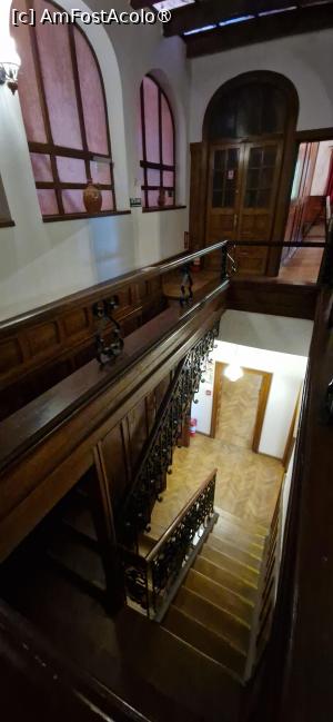 [P42] 42. Scara ce duce la mansardă. » foto by doinafil
 - 
<span class="allrVoted glyphicon glyphicon-heart hidden" id="av1504280"></span>
<a class="m-l-10 hidden" id="sv1504280" onclick="voting_Foto_DelVot(,1504280,23475)" role="button">șterge vot <span class="glyphicon glyphicon-remove"></span></a>
<a id="v91504280" class=" c-red"  onclick="voting_Foto_SetVot(1504280)" role="button"><span class="glyphicon glyphicon-heart-empty"></span> <b>LIKE</b> = Votează poza</a> <img class="hidden"  id="f1504280W9" src="/imagini/loader.gif" border="0" /><span class="AjErrMes hidden" id="e1504280ErM"></span>