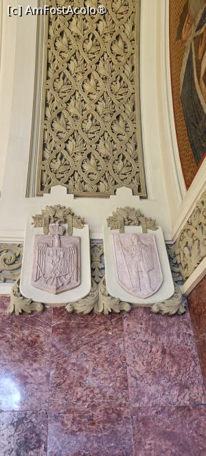 [P21] Decorațiuni - steme. » foto by tata123 🔱
 - 
<span class="allrVoted glyphicon glyphicon-heart hidden" id="av1491121"></span>
<a class="m-l-10 hidden" id="sv1491121" onclick="voting_Foto_DelVot(,1491121,23520)" role="button">șterge vot <span class="glyphicon glyphicon-remove"></span></a>
<a id="v91491121" class=" c-red"  onclick="voting_Foto_SetVot(1491121)" role="button"><span class="glyphicon glyphicon-heart-empty"></span> <b>LIKE</b> = Votează poza</a> <img class="hidden"  id="f1491121W9" src="/imagini/loader.gif" border="0" /><span class="AjErrMes hidden" id="e1491121ErM"></span>