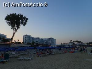 [P01] Vassos Nissi Plage Hotel, văzut de pe plajă seara » foto by Dragoș_MD
 - 
<span class="allrVoted glyphicon glyphicon-heart hidden" id="av1488770"></span>
<a class="m-l-10 hidden" id="sv1488770" onclick="voting_Foto_DelVot(,1488770,23534)" role="button">șterge vot <span class="glyphicon glyphicon-remove"></span></a>
<a id="v91488770" class=" c-red"  onclick="voting_Foto_SetVot(1488770)" role="button"><span class="glyphicon glyphicon-heart-empty"></span> <b>LIKE</b> = Votează poza</a> <img class="hidden"  id="f1488770W9" src="/imagini/loader.gif" border="0" /><span class="AjErrMes hidden" id="e1488770ErM"></span>