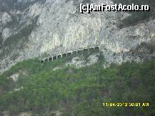 [P31] pe acolo in dreapta sus pe munte am zarit putin soseaua care merge spre statiunea Garmisch Partenkirchen. » foto by adryana
 - 
<span class="allrVoted glyphicon glyphicon-heart hidden" id="av318010"></span>
<a class="m-l-10 hidden" id="sv318010" onclick="voting_Foto_DelVot(,318010,23568)" role="button">șterge vot <span class="glyphicon glyphicon-remove"></span></a>
<a id="v9318010" class=" c-red"  onclick="voting_Foto_SetVot(318010)" role="button"><span class="glyphicon glyphicon-heart-empty"></span> <b>LIKE</b> = Votează poza</a> <img class="hidden"  id="f318010W9" src="/imagini/loader.gif" border="0" /><span class="AjErrMes hidden" id="e318010ErM"></span>