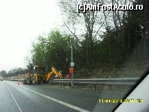 [P79] masina care lucreaza langa Innsbruck. » foto by adryana
 - 
<span class="allrVoted glyphicon glyphicon-heart hidden" id="av318062"></span>
<a class="m-l-10 hidden" id="sv318062" onclick="voting_Foto_DelVot(,318062,23568)" role="button">șterge vot <span class="glyphicon glyphicon-remove"></span></a>
<a id="v9318062" class=" c-red"  onclick="voting_Foto_SetVot(318062)" role="button"><span class="glyphicon glyphicon-heart-empty"></span> <b>LIKE</b> = Votează poza</a> <img class="hidden"  id="f318062W9" src="/imagini/loader.gif" border="0" /><span class="AjErrMes hidden" id="e318062ErM"></span>