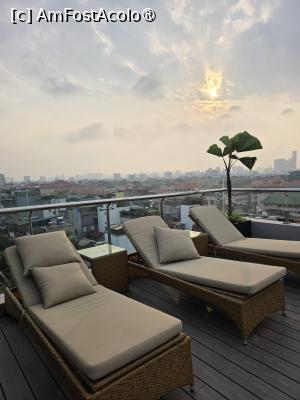 [P24] L’Heritage Premium Hanoi Central; terasa de pe acoperiș » foto by crismis
 - 
<span class="allrVoted glyphicon glyphicon-heart hidden" id="av1545369"></span>
<a class="m-l-10 hidden" id="sv1545369" onclick="voting_Foto_DelVot(,1545369,23649)" role="button">șterge vot <span class="glyphicon glyphicon-remove"></span></a>
<a id="v91545369" class=" c-red"  onclick="voting_Foto_SetVot(1545369)" role="button"><span class="glyphicon glyphicon-heart-empty"></span> <b>LIKE</b> = Votează poza</a> <img class="hidden"  id="f1545369W9" src="/imagini/loader.gif" border="0" /><span class="AjErrMes hidden" id="e1545369ErM"></span>