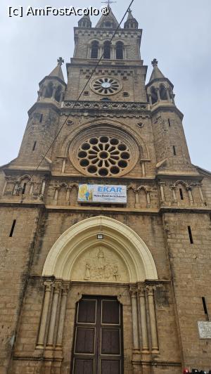 [P24] Notre Dame de Madagascar » foto by robert
 - 
<span class="allrVoted glyphicon glyphicon-heart hidden" id="av1487088"></span>
<a class="m-l-10 hidden" id="sv1487088" onclick="voting_Foto_DelVot(,1487088,23651)" role="button">șterge vot <span class="glyphicon glyphicon-remove"></span></a>
<a id="v91487088" class=" c-red"  onclick="voting_Foto_SetVot(1487088)" role="button"><span class="glyphicon glyphicon-heart-empty"></span> <b>LIKE</b> = Votează poza</a> <img class="hidden"  id="f1487088W9" src="/imagini/loader.gif" border="0" /><span class="AjErrMes hidden" id="e1487088ErM"></span>