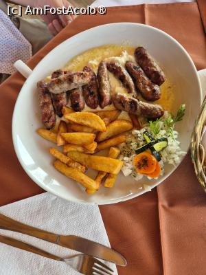 [P17] Restaurant Panorama - un fel de mici în sos de brânză » foto by ANILU
 - 
<span class="allrVoted glyphicon glyphicon-heart hidden" id="av1491346"></span>
<a class="m-l-10 hidden" id="sv1491346" onclick="voting_Foto_DelVot(,1491346,23708)" role="button">șterge vot <span class="glyphicon glyphicon-remove"></span></a>
<a id="v91491346" class=" c-red"  onclick="voting_Foto_SetVot(1491346)" role="button"><span class="glyphicon glyphicon-heart-empty"></span> <b>LIKE</b> = Votează poza</a> <img class="hidden"  id="f1491346W9" src="/imagini/loader.gif" border="0" /><span class="AjErrMes hidden" id="e1491346ErM"></span>