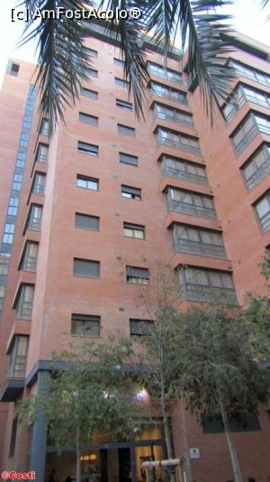 [P02] Blocul în care este amenajat hotelul Apartamentos Plaza Picasso » foto by Costi
 - 
<span class="allrVoted glyphicon glyphicon-heart hidden" id="av966406"></span>
<a class="m-l-10 hidden" id="sv966406" onclick="voting_Foto_DelVot(,966406,23729)" role="button">șterge vot <span class="glyphicon glyphicon-remove"></span></a>
<a id="v9966406" class=" c-red"  onclick="voting_Foto_SetVot(966406)" role="button"><span class="glyphicon glyphicon-heart-empty"></span> <b>LIKE</b> = Votează poza</a> <img class="hidden"  id="f966406W9" src="/imagini/loader.gif" border="0" /><span class="AjErrMes hidden" id="e966406ErM"></span>