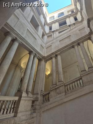 [P80] Palazzo Barberini » foto by adso
 - 
<span class="allrVoted glyphicon glyphicon-heart hidden" id="av1490704"></span>
<a class="m-l-10 hidden" id="sv1490704" onclick="voting_Foto_DelVot(,1490704,23763)" role="button">șterge vot <span class="glyphicon glyphicon-remove"></span></a>
<a id="v91490704" class=" c-red"  onclick="voting_Foto_SetVot(1490704)" role="button"><span class="glyphicon glyphicon-heart-empty"></span> <b>LIKE</b> = Votează poza</a> <img class="hidden"  id="f1490704W9" src="/imagini/loader.gif" border="0" /><span class="AjErrMes hidden" id="e1490704ErM"></span>