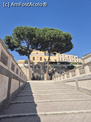 [P83] Palazzo Barberini » foto by adso
 - 
<span class="allrVoted glyphicon glyphicon-heart hidden" id="av1490707"></span>
<a class="m-l-10 hidden" id="sv1490707" onclick="voting_Foto_DelVot(,1490707,23763)" role="button">șterge vot <span class="glyphicon glyphicon-remove"></span></a>
<a id="v91490707" class=" c-red"  onclick="voting_Foto_SetVot(1490707)" role="button"><span class="glyphicon glyphicon-heart-empty"></span> <b>LIKE</b> = Votează poza</a> <img class="hidden"  id="f1490707W9" src="/imagini/loader.gif" border="0" /><span class="AjErrMes hidden" id="e1490707ErM"></span>