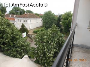 [P23] Hotel Bononia - Galeriile de Artă 'Nikola Petrov' văzute din balcon.  » foto by iulianic
 - 
<span class="allrVoted glyphicon glyphicon-heart hidden" id="av969040"></span>
<a class="m-l-10 hidden" id="sv969040" onclick="voting_Foto_DelVot(,969040,23765)" role="button">șterge vot <span class="glyphicon glyphicon-remove"></span></a>
<a id="v9969040" class=" c-red"  onclick="voting_Foto_SetVot(969040)" role="button"><span class="glyphicon glyphicon-heart-empty"></span> <b>LIKE</b> = Votează poza</a> <img class="hidden"  id="f969040W9" src="/imagini/loader.gif" border="0" /><span class="AjErrMes hidden" id="e969040ErM"></span>