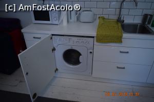 [P09] Este si masina de spalat, dar pentru noi a fost inutila.  » foto by Pușcașu Marin
 - 
<span class="allrVoted glyphicon glyphicon-heart hidden" id="av972976"></span>
<a class="m-l-10 hidden" id="sv972976" onclick="voting_Foto_DelVot(,972976,23809)" role="button">șterge vot <span class="glyphicon glyphicon-remove"></span></a>
<a id="v9972976" class=" c-red"  onclick="voting_Foto_SetVot(972976)" role="button"><span class="glyphicon glyphicon-heart-empty"></span> <b>LIKE</b> = Votează poza</a> <img class="hidden"  id="f972976W9" src="/imagini/loader.gif" border="0" /><span class="AjErrMes hidden" id="e972976ErM"></span>