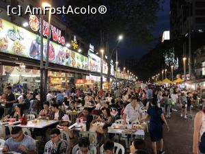 [P03] Jalan Alor sau piata de noapte » foto by Dan&Ema
 - 
<span class="allrVoted glyphicon glyphicon-heart hidden" id="av1141389"></span>
<a class="m-l-10 hidden" id="sv1141389" onclick="voting_Foto_DelVot(,1141389,23893)" role="button">șterge vot <span class="glyphicon glyphicon-remove"></span></a>
<a id="v91141389" class=" c-red"  onclick="voting_Foto_SetVot(1141389)" role="button"><span class="glyphicon glyphicon-heart-empty"></span> <b>LIKE</b> = Votează poza</a> <img class="hidden"  id="f1141389W9" src="/imagini/loader.gif" border="0" /><span class="AjErrMes hidden" id="e1141389ErM"></span>