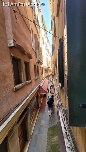 [P08] Vedere de la ferestrele apartamentului » foto by vlado2
 - 
<span class="allrVoted glyphicon glyphicon-heart hidden" id="av1527398"></span>
<a class="m-l-10 hidden" id="sv1527398" onclick="voting_Foto_DelVot(,1527398,23911)" role="button">șterge vot <span class="glyphicon glyphicon-remove"></span></a>
<a id="v91527398" class=" c-red"  onclick="voting_Foto_SetVot(1527398)" role="button"><span class="glyphicon glyphicon-heart-empty"></span> <b>LIKE</b> = Votează poza</a> <img class="hidden"  id="f1527398W9" src="/imagini/loader.gif" border="0" /><span class="AjErrMes hidden" id="e1527398ErM"></span>