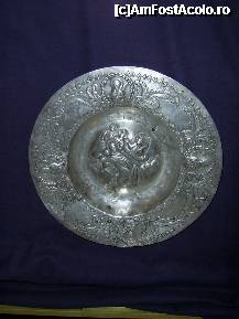 P21 [DEC-2010] Muzeul Manastirii Stelea - Disc de argint.