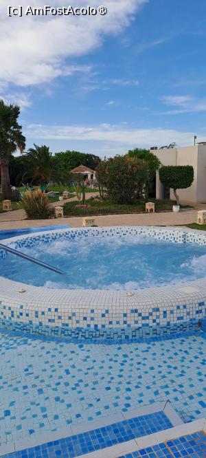 [P11] Jacuzzi din piscina cu apă sărată » foto by olteanul2010
 - 
<span class="allrVoted glyphicon glyphicon-heart hidden" id="av1502602"></span>
<a class="m-l-10 hidden" id="sv1502602" onclick="voting_Foto_DelVot(,1502602,23960)" role="button">șterge vot <span class="glyphicon glyphicon-remove"></span></a>
<a id="v91502602" class=" c-red"  onclick="voting_Foto_SetVot(1502602)" role="button"><span class="glyphicon glyphicon-heart-empty"></span> <b>LIKE</b> = Votează poza</a> <img class="hidden"  id="f1502602W9" src="/imagini/loader.gif" border="0" /><span class="AjErrMes hidden" id="e1502602ErM"></span>