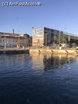 [P02] Rovinj, prin port » foto by krisstinna
 - 
<span class="allrVoted glyphicon glyphicon-heart hidden" id="av1002680"></span>
<a class="m-l-10 hidden" id="sv1002680" onclick="voting_Foto_DelVot(,1002680,24109)" role="button">șterge vot <span class="glyphicon glyphicon-remove"></span></a>
<a id="v91002680" class=" c-red"  onclick="voting_Foto_SetVot(1002680)" role="button"><span class="glyphicon glyphicon-heart-empty"></span> <b>LIKE</b> = Votează poza</a> <img class="hidden"  id="f1002680W9" src="/imagini/loader.gif" border="0" /><span class="AjErrMes hidden" id="e1002680ErM"></span>