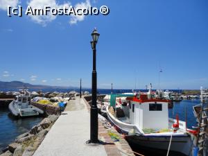 [P51] Le Grand Blue, portul din Molyvos.  » foto by maryka
 - 
<span class="allrVoted glyphicon glyphicon-heart hidden" id="av1003826"></span>
<a class="m-l-10 hidden" id="sv1003826" onclick="voting_Foto_DelVot(,1003826,24213)" role="button">șterge vot <span class="glyphicon glyphicon-remove"></span></a>
<a id="v91003826" class=" c-red"  onclick="voting_Foto_SetVot(1003826)" role="button"><span class="glyphicon glyphicon-heart-empty"></span> <b>LIKE</b> = Votează poza</a> <img class="hidden"  id="f1003826W9" src="/imagini/loader.gif" border="0" /><span class="AjErrMes hidden" id="e1003826ErM"></span>