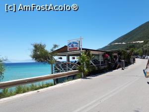 [P10] Plaja Ponti din golful Vasiliki, Lefkada, <p> Taverna Andreas si Taverna Maistros sunt alaturate » foto by Dana2008
 - 
<span class="allrVoted glyphicon glyphicon-heart hidden" id="av1004454"></span>
<a class="m-l-10 hidden" id="sv1004454" onclick="voting_Foto_DelVot(,1004454,24242)" role="button">șterge vot <span class="glyphicon glyphicon-remove"></span></a>
<a id="v91004454" class=" c-red"  onclick="voting_Foto_SetVot(1004454)" role="button"><span class="glyphicon glyphicon-heart-empty"></span> <b>LIKE</b> = Votează poza</a> <img class="hidden"  id="f1004454W9" src="/imagini/loader.gif" border="0" /><span class="AjErrMes hidden" id="e1004454ErM"></span>