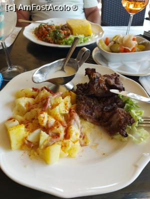 [P36] pastrama de berbecut restaurant Lavrion » foto by fluturash4
 - 
<span class="allrVoted glyphicon glyphicon-heart hidden" id="av1449333"></span>
<a class="m-l-10 hidden" id="sv1449333" onclick="voting_Foto_DelVot(,1449333,24327)" role="button">șterge vot <span class="glyphicon glyphicon-remove"></span></a>
<a id="v91449333" class=" c-red"  onclick="voting_Foto_SetVot(1449333)" role="button"><span class="glyphicon glyphicon-heart-empty"></span> <b>LIKE</b> = Votează poza</a> <img class="hidden"  id="f1449333W9" src="/imagini/loader.gif" border="0" /><span class="AjErrMes hidden" id="e1449333ErM"></span>