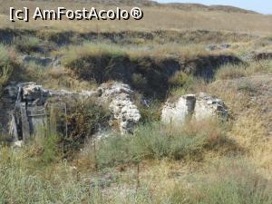 [P23] Popas la Isaccea - Cetatea Noviodunum, ruine care așteaptă să fie descoperite.  » foto by iulianic
 - 
<span class="allrVoted glyphicon glyphicon-heart hidden" id="av1103018"></span>
<a class="m-l-10 hidden" id="sv1103018" onclick="voting_Foto_DelVot(,1103018,24384)" role="button">șterge vot <span class="glyphicon glyphicon-remove"></span></a>
<a id="v91103018" class=" c-red"  onclick="voting_Foto_SetVot(1103018)" role="button"><span class="glyphicon glyphicon-heart-empty"></span> <b>LIKE</b> = Votează poza</a> <img class="hidden"  id="f1103018W9" src="/imagini/loader.gif" border="0" /><span class="AjErrMes hidden" id="e1103018ErM"></span>