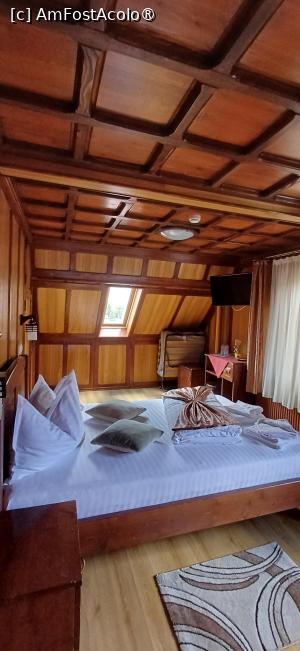 [P09] Mi-a plăcut aranjamentul lenjeriei. Desigur, eventualii privitori au vazut 'si mai si', ' de-a lungul anilor, in diferite locatii' sau destinatii exotice. Dati-mi voie, rogu-va frumos, sa apreciez ceea ce mi s-a oferit aici!  » foto by EMaR
 - 
<span class="allrVoted glyphicon glyphicon-heart hidden" id="av1482315"></span>
<a class="m-l-10 hidden" id="sv1482315" onclick="voting_Foto_DelVot(,1482315,24391)" role="button">șterge vot <span class="glyphicon glyphicon-remove"></span></a>
<a id="v91482315" class=" c-red"  onclick="voting_Foto_SetVot(1482315)" role="button"><span class="glyphicon glyphicon-heart-empty"></span> <b>LIKE</b> = Votează poza</a> <img class="hidden"  id="f1482315W9" src="/imagini/loader.gif" border="0" /><span class="AjErrMes hidden" id="e1482315ErM"></span>