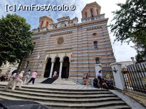 [P03] 3. Intrarea în catedrală este chiar pe strada Arhiepiscopiei; se văd turlele mai mici. » foto by doinafil
 - 
<span class="allrVoted glyphicon glyphicon-heart hidden" id="av1540612"></span>
<a class="m-l-10 hidden" id="sv1540612" onclick="voting_Foto_DelVot(,1540612,24395)" role="button">șterge vot <span class="glyphicon glyphicon-remove"></span></a>
<a id="v91540612" class=" c-red"  onclick="voting_Foto_SetVot(1540612)" role="button"><span class="glyphicon glyphicon-heart-empty"></span> <b>LIKE</b> = Votează poza</a> <img class="hidden"  id="f1540612W9" src="/imagini/loader.gif" border="0" /><span class="AjErrMes hidden" id="e1540612ErM"></span>