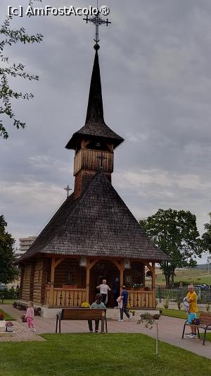 [P16] Biserica din lemn » foto by Mitica49
 - 
<span class="allrVoted glyphicon glyphicon-heart hidden" id="av1506821"></span>
<a class="m-l-10 hidden" id="sv1506821" onclick="voting_Foto_DelVot(,1506821,24485)" role="button">șterge vot <span class="glyphicon glyphicon-remove"></span></a>
<a id="v91506821" class=" c-red"  onclick="voting_Foto_SetVot(1506821)" role="button"><span class="glyphicon glyphicon-heart-empty"></span> <b>LIKE</b> = Votează poza</a> <img class="hidden"  id="f1506821W9" src="/imagini/loader.gif" border="0" /><span class="AjErrMes hidden" id="e1506821ErM"></span>