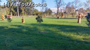 [P18] Pajiștea cu sculpturi » foto by Mitica49
 - 
<span class="allrVoted glyphicon glyphicon-heart hidden" id="av1506823"></span>
<a class="m-l-10 hidden" id="sv1506823" onclick="voting_Foto_DelVot(,1506823,24485)" role="button">șterge vot <span class="glyphicon glyphicon-remove"></span></a>
<a id="v91506823" class=" c-red"  onclick="voting_Foto_SetVot(1506823)" role="button"><span class="glyphicon glyphicon-heart-empty"></span> <b>LIKE</b> = Votează poza</a> <img class="hidden"  id="f1506823W9" src="/imagini/loader.gif" border="0" /><span class="AjErrMes hidden" id="e1506823ErM"></span>