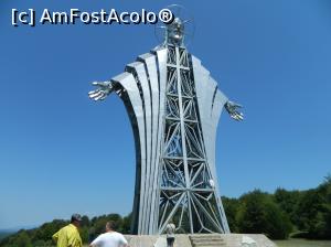 [P01] La cativa metri de statuie » foto by Pușcașu Marin
 - 
<span class="allrVoted glyphicon glyphicon-heart hidden" id="av766233"></span>
<a class="m-l-10 hidden" id="sv766233" onclick="voting_Foto_DelVot(,766233,24553)" role="button">șterge vot <span class="glyphicon glyphicon-remove"></span></a>
<a id="v9766233" class=" c-red"  onclick="voting_Foto_SetVot(766233)" role="button"><span class="glyphicon glyphicon-heart-empty"></span> <b>LIKE</b> = Votează poza</a> <img class="hidden"  id="f766233W9" src="/imagini/loader.gif" border="0" /><span class="AjErrMes hidden" id="e766233ErM"></span>