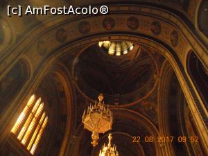 [P05] interior catedrala Metropolitană » foto by zlatna
 - 
<span class="allrVoted glyphicon glyphicon-heart hidden" id="av921823"></span>
<a class="m-l-10 hidden" id="sv921823" onclick="voting_Foto_DelVot(,921823,24564)" role="button">șterge vot <span class="glyphicon glyphicon-remove"></span></a>
<a id="v9921823" class=" c-red"  onclick="voting_Foto_SetVot(921823)" role="button"><span class="glyphicon glyphicon-heart-empty"></span> <b>LIKE</b> = Votează poza</a> <img class="hidden"  id="f921823W9" src="/imagini/loader.gif" border="0" /><span class="AjErrMes hidden" id="e921823ErM"></span>