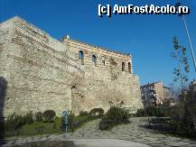 [P64] Palatul Porfirogenetilor - Tekfur Saray, care era o anexa la Palatul Blachernele. In una din carti, se zice ca noul nascut era prezentat de la acel balcon ...dar nu stiu cat e de adevarat... » foto by TraianS
 - 
<span class="allrVoted glyphicon glyphicon-heart hidden" id="av329172"></span>
<a class="m-l-10 hidden" id="sv329172" onclick="voting_Foto_DelVot(,329172,24606)" role="button">șterge vot <span class="glyphicon glyphicon-remove"></span></a>
<a id="v9329172" class=" c-red"  onclick="voting_Foto_SetVot(329172)" role="button"><span class="glyphicon glyphicon-heart-empty"></span> <b>LIKE</b> = Votează poza</a> <img class="hidden"  id="f329172W9" src="/imagini/loader.gif" border="0" /><span class="AjErrMes hidden" id="e329172ErM"></span>