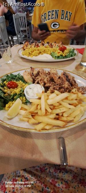 [P60] Greek Authentic Cuisine-Taverna, ambele » foto by irinad
 - 
<span class="allrVoted glyphicon glyphicon-heart hidden" id="av1528216"></span>
<a class="m-l-10 hidden" id="sv1528216" onclick="voting_Foto_DelVot(,1528216,24617)" role="button">șterge vot <span class="glyphicon glyphicon-remove"></span></a>
<a id="v91528216" class=" c-red"  onclick="voting_Foto_SetVot(1528216)" role="button"><span class="glyphicon glyphicon-heart-empty"></span> <b>LIKE</b> = Votează poza</a> <img class="hidden"  id="f1528216W9" src="/imagini/loader.gif" border="0" /><span class="AjErrMes hidden" id="e1528216ErM"></span>