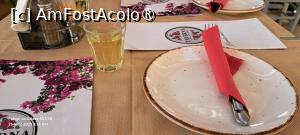 [P61] Greek Authentic Cuisine-Taverna, în așteptarea bucatelor » foto by irinad
 - 
<span class="allrVoted glyphicon glyphicon-heart hidden" id="av1528217"></span>
<a class="m-l-10 hidden" id="sv1528217" onclick="voting_Foto_DelVot(,1528217,24617)" role="button">șterge vot <span class="glyphicon glyphicon-remove"></span></a>
<a id="v91528217" class=" c-red"  onclick="voting_Foto_SetVot(1528217)" role="button"><span class="glyphicon glyphicon-heart-empty"></span> <b>LIKE</b> = Votează poza</a> <img class="hidden"  id="f1528217W9" src="/imagini/loader.gif" border="0" /><span class="AjErrMes hidden" id="e1528217ErM"></span>