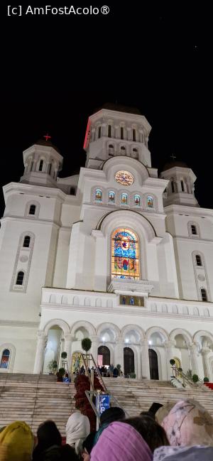 [P01] 1. În curte, aproape de intrarea în Catedrală. » foto by doinafil
 - 
<span class="allrVoted glyphicon glyphicon-heart hidden" id="av1504508"></span>
<a class="m-l-10 hidden" id="sv1504508" onclick="voting_Foto_DelVot(,1504508,24630)" role="button">șterge vot <span class="glyphicon glyphicon-remove"></span></a>
<a id="v91504508" class=" c-red"  onclick="voting_Foto_SetVot(1504508)" role="button"><span class="glyphicon glyphicon-heart-empty"></span> <b>LIKE</b> = Votează poza</a> <img class="hidden"  id="f1504508W9" src="/imagini/loader.gif" border="0" /><span class="AjErrMes hidden" id="e1504508ErM"></span>