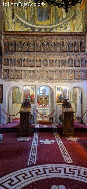 [P02] 2. Interior biserică. » foto by doinafil
 - 
<span class="allrVoted glyphicon glyphicon-heart hidden" id="av1508778"></span>
<a class="m-l-10 hidden" id="sv1508778" onclick="voting_Foto_DelVot(,1508778,24636)" role="button">șterge vot <span class="glyphicon glyphicon-remove"></span></a>
<a id="v91508778" class=" c-red"  onclick="voting_Foto_SetVot(1508778)" role="button"><span class="glyphicon glyphicon-heart-empty"></span> <b>LIKE</b> = Votează poza</a> <img class="hidden"  id="f1508778W9" src="/imagini/loader.gif" border="0" /><span class="AjErrMes hidden" id="e1508778ErM"></span>