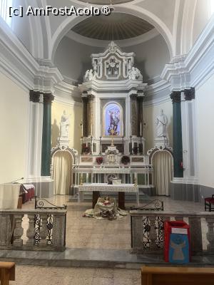 [P18] Tropea- Cheisa di San Michele Arcangelo » foto by Yersinia Pestis
 - 
<span class="allrVoted glyphicon glyphicon-heart hidden" id="av1515165"></span>
<a class="m-l-10 hidden" id="sv1515165" onclick="voting_Foto_DelVot(,1515165,24664)" role="button">șterge vot <span class="glyphicon glyphicon-remove"></span></a>
<a id="v91515165" class=" c-red"  onclick="voting_Foto_SetVot(1515165)" role="button"><span class="glyphicon glyphicon-heart-empty"></span> <b>LIKE</b> = Votează poza</a> <img class="hidden"  id="f1515165W9" src="/imagini/loader.gif" border="0" /><span class="AjErrMes hidden" id="e1515165ErM"></span>