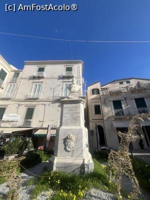 [P21] Bustul lui Pasquale Galluppi » foto by Yersinia Pestis
 - 
<span class="allrVoted glyphicon glyphicon-heart hidden" id="av1515168"></span>
<a class="m-l-10 hidden" id="sv1515168" onclick="voting_Foto_DelVot(,1515168,24664)" role="button">șterge vot <span class="glyphicon glyphicon-remove"></span></a>
<a id="v91515168" class=" c-red"  onclick="voting_Foto_SetVot(1515168)" role="button"><span class="glyphicon glyphicon-heart-empty"></span> <b>LIKE</b> = Votează poza</a> <img class="hidden"  id="f1515168W9" src="/imagini/loader.gif" border="0" /><span class="AjErrMes hidden" id="e1515168ErM"></span>