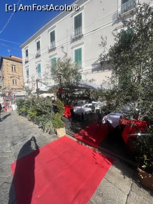 [P05] Tropea - Piazza Ercole » foto by Yersinia Pestis
 - 
<span class="allrVoted glyphicon glyphicon-heart hidden" id="av1515152"></span>
<a class="m-l-10 hidden" id="sv1515152" onclick="voting_Foto_DelVot(,1515152,24664)" role="button">șterge vot <span class="glyphicon glyphicon-remove"></span></a>
<a id="v91515152" class=" c-red"  onclick="voting_Foto_SetVot(1515152)" role="button"><span class="glyphicon glyphicon-heart-empty"></span> <b>LIKE</b> = Votează poza</a> <img class="hidden"  id="f1515152W9" src="/imagini/loader.gif" border="0" /><span class="AjErrMes hidden" id="e1515152ErM"></span>